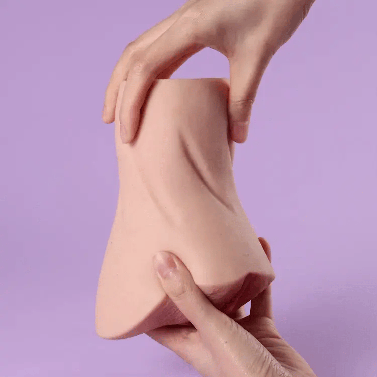 Squeeze Me - Joylume